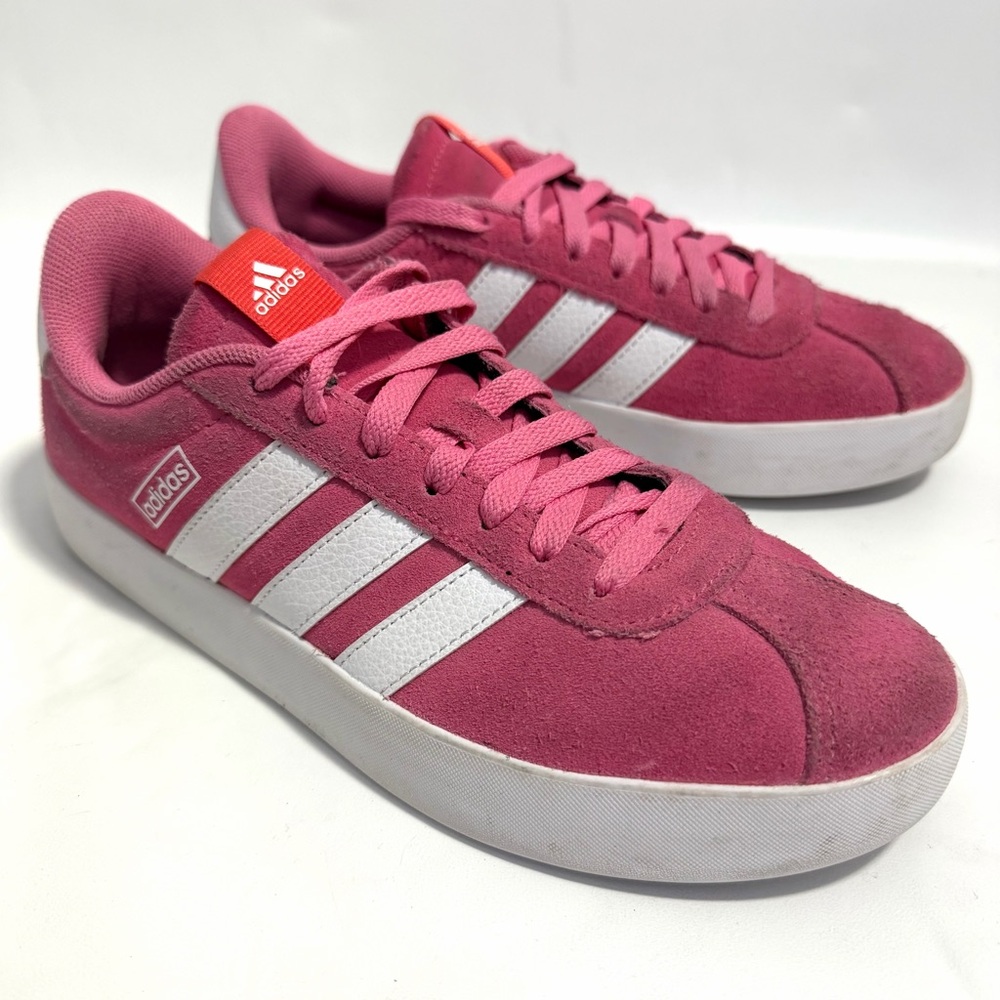 Adidas VI court 3.0 Low Top Pink and White Sneakers Women’s 7.5